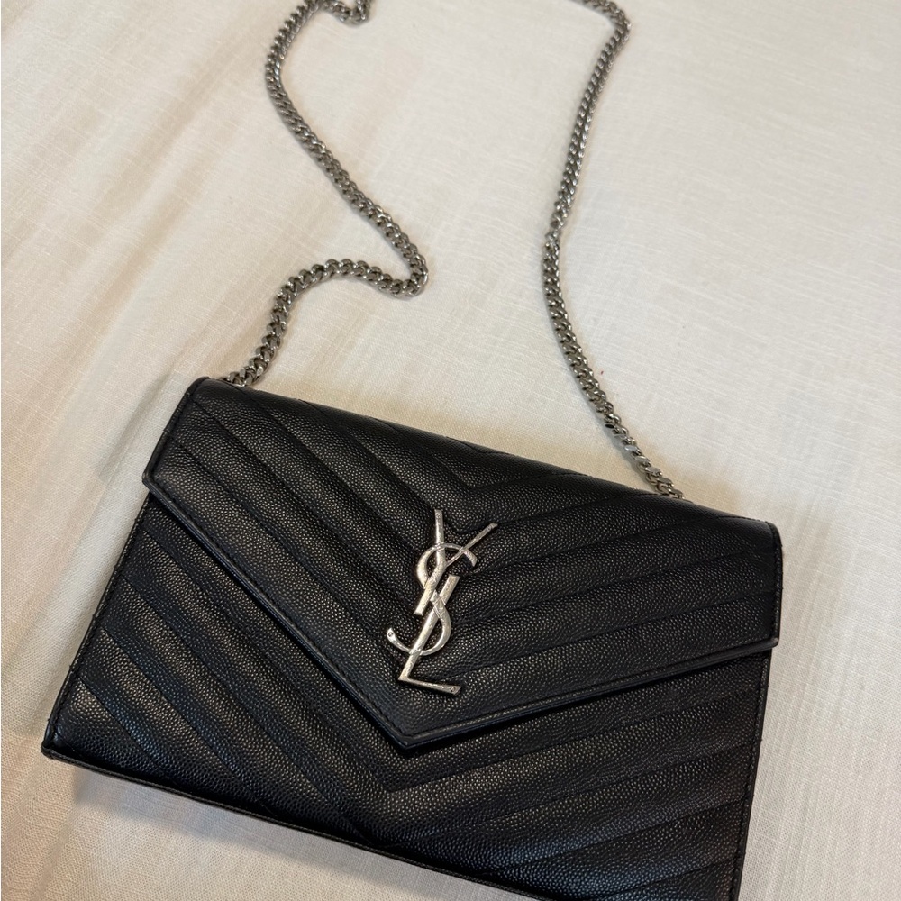 Saint Laurent - Classic Cassandre Chain Wallet in Grain De Poudre Leather